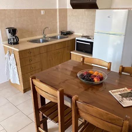 Xenius Zeus Apartments In Kriopigi * Kriopijí