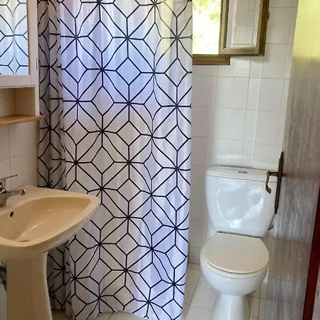 Xenius Zeus Apartments In Kriopigi Apartman