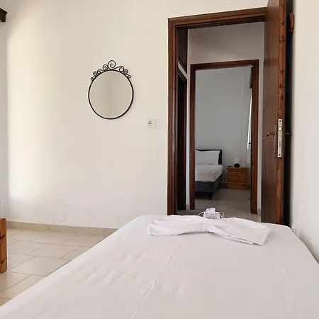 Xenius Zeus In Apartamento Kriopigi